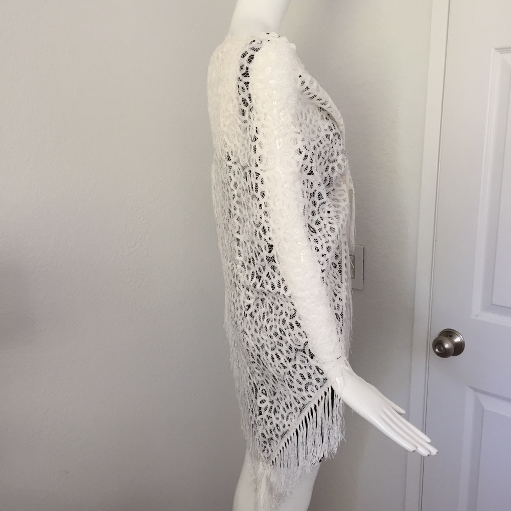 Sue Wong white lace crochet wrap - Picture 3 of 10